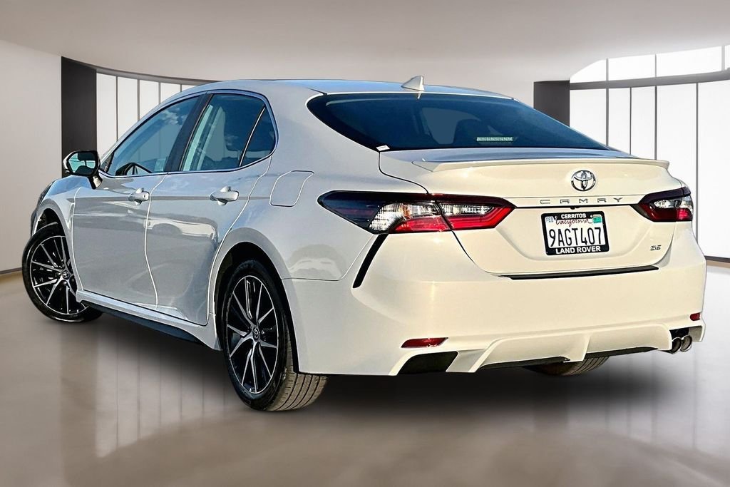 Used 2022 Ice Edge Toyota SE image 4