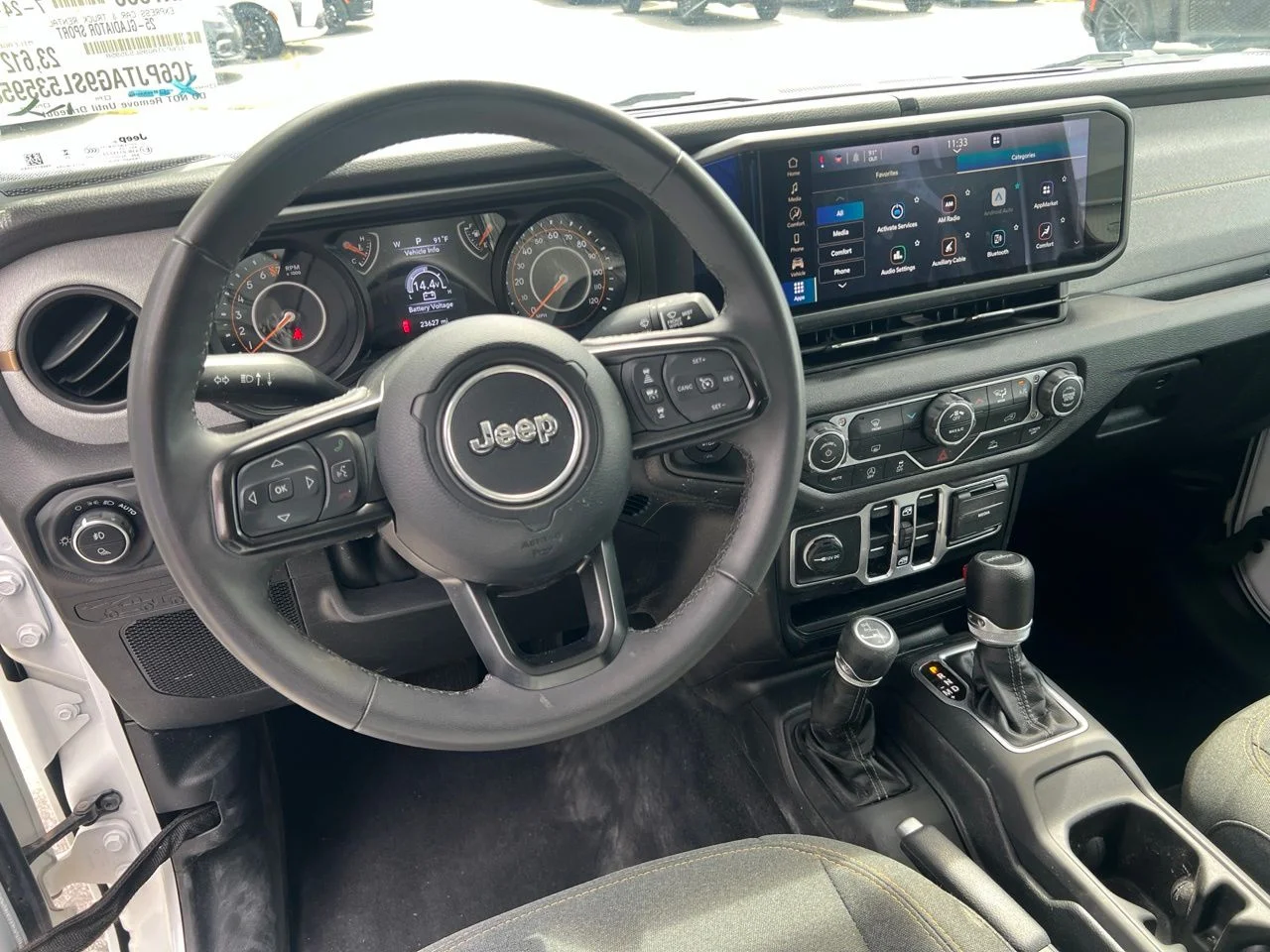 Used 2025 White Jeep Sport S image 13