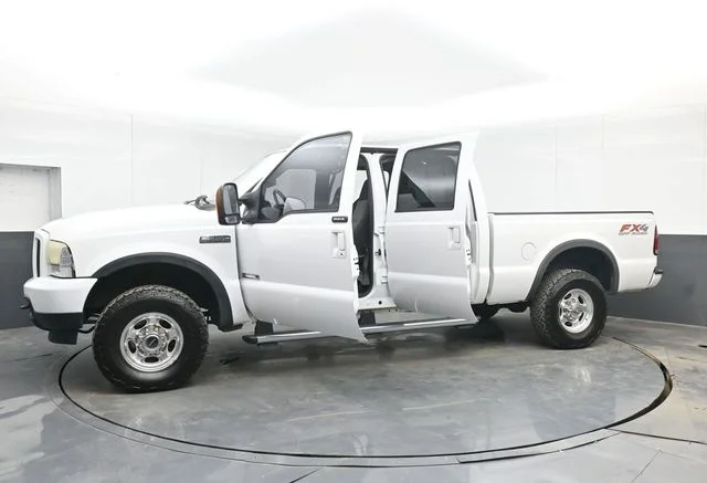 Used 2004 Beige Ford XLT image 50