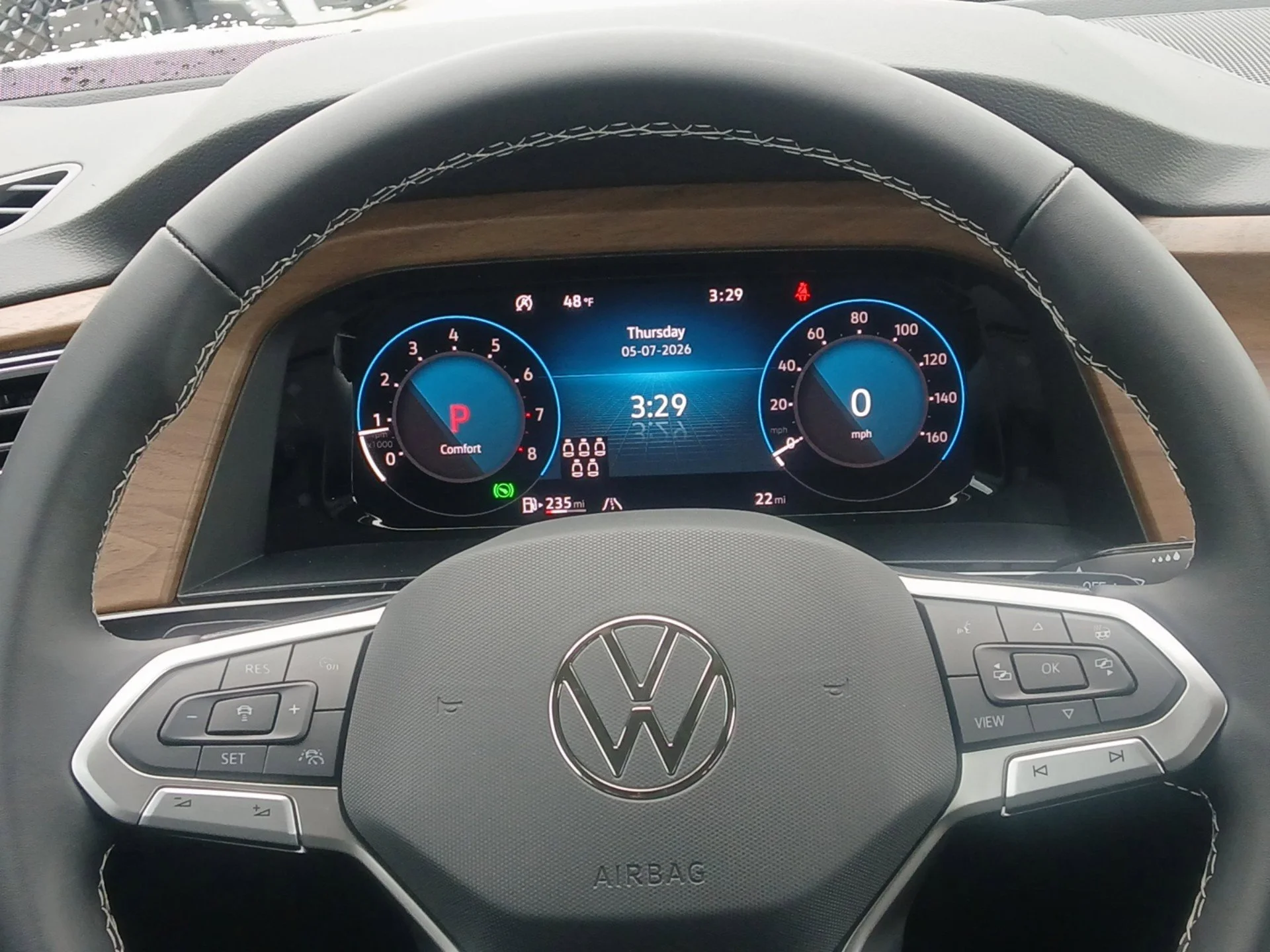 New 2026 Opal White Pearl Volkswagen 2.0T SE image 11