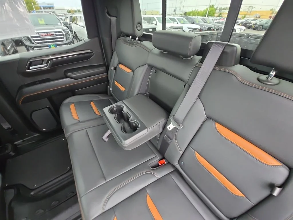 Certified Used 2022 QUICKSILVER METALLIC GMC AT4 image 29
