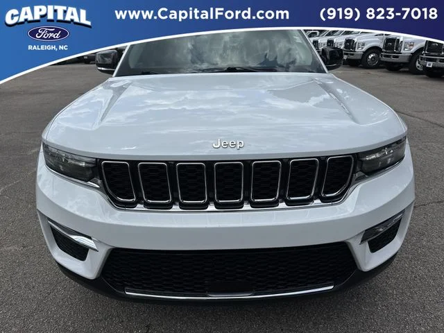 Used 2022 White Jeep Limited image 10