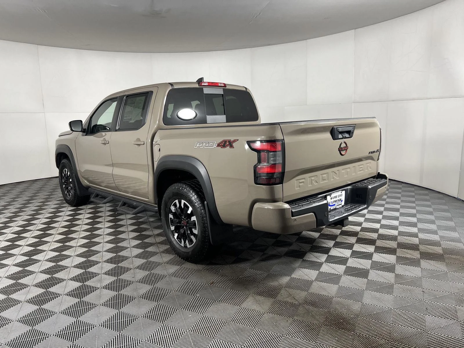 Used 2024 Tn Nissan PRO-4X image 3