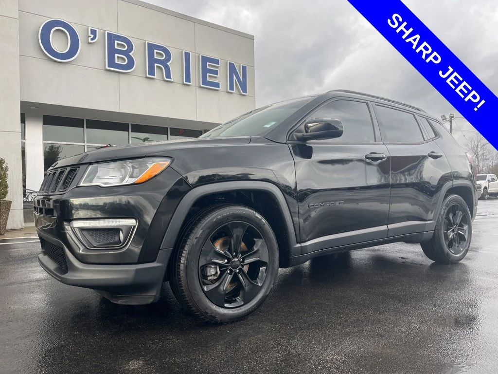Used 2021 Diamond Black Jeep Latitude image 1