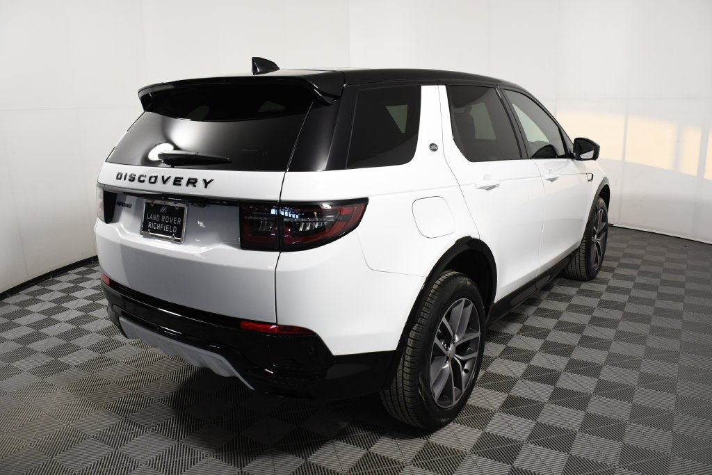 Certified Used 2026 Fuji White Land Rover Landmark image 6