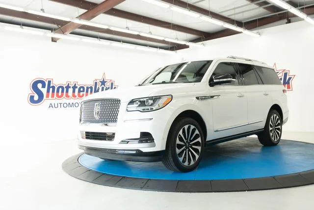 2022 Lincoln Navigator Reserve