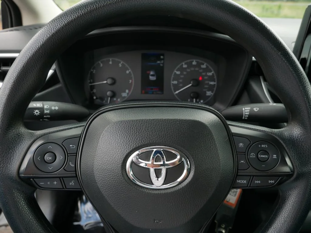 Certified Used 2024 Silver Toyota LE image 24