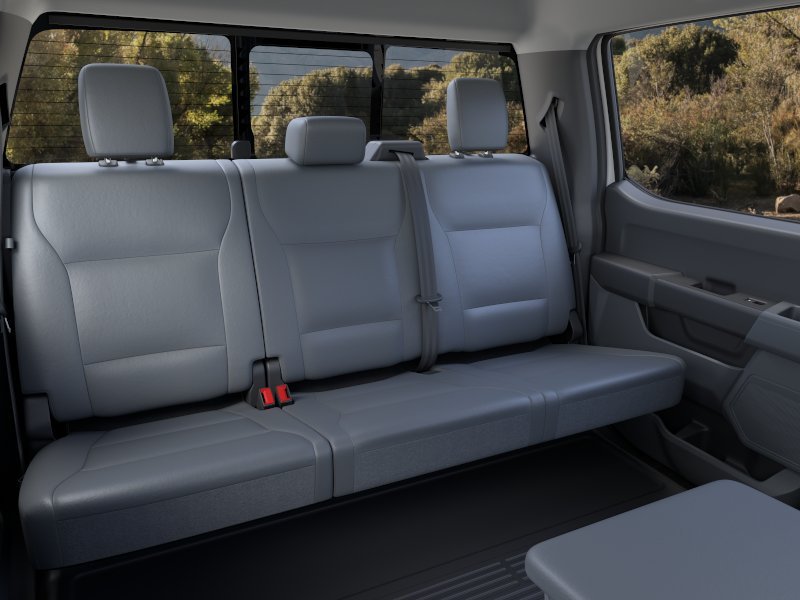New 2025 Oxford White Ford F-350® XL image 11