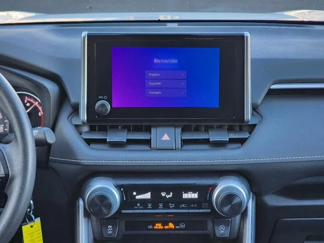 2023 Toyota RAV4 LE - Photo 27