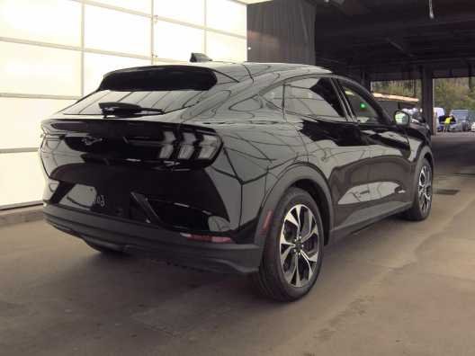 Used 2025 Shadow Black Ford Select image 4