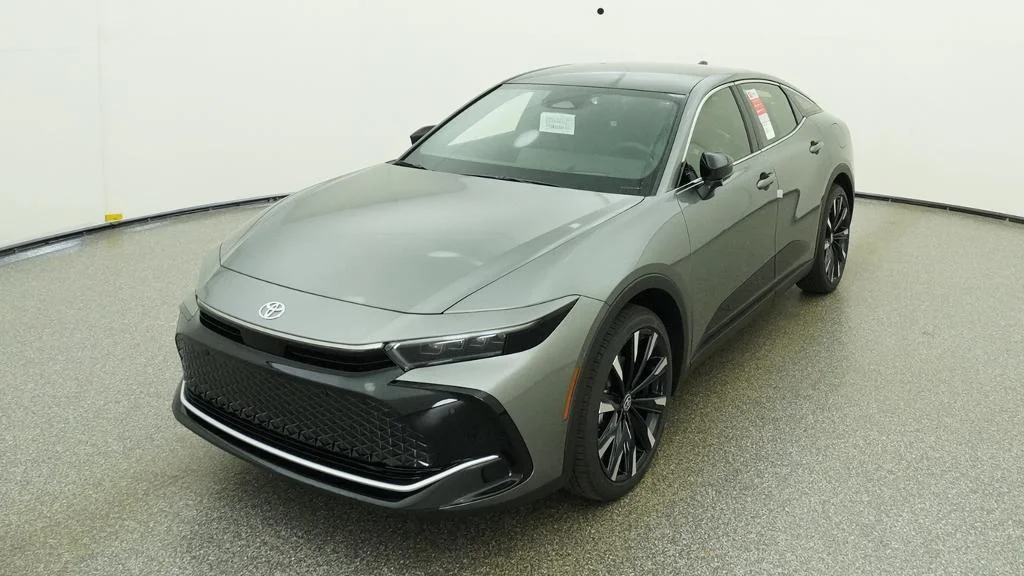 New 2026 Heavy Metal Toyota Platinum image 20