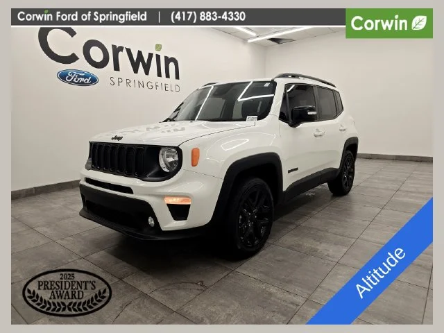 Used 2023 Alpine White Clearcoat Jeep Altitude image 1