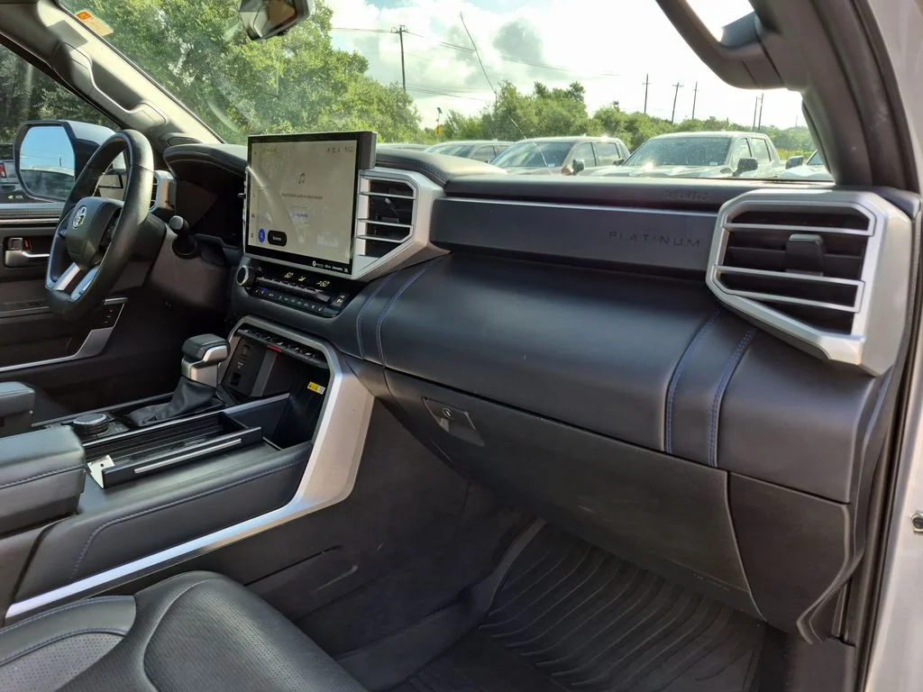 Used 2022 Silver Toyota Platinum image 40