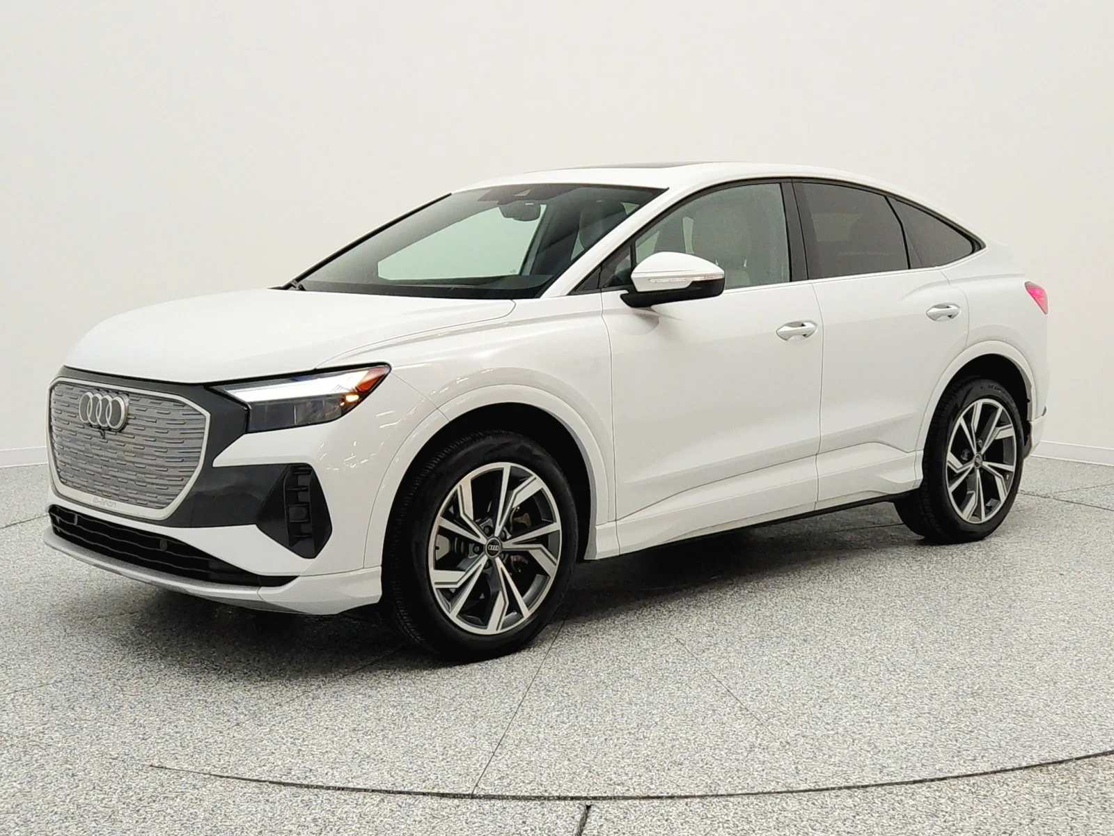 2022 Audi Q4 Sportback e-tron 50 Premium quattro's photo
