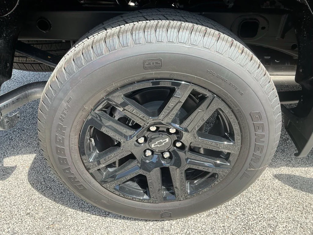Used 2026 Black Chevrolet Custom image 17