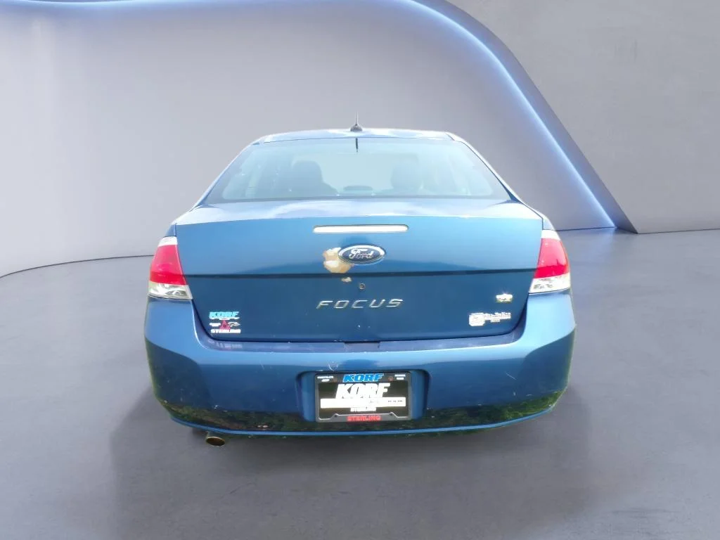 Used 2008 Vista Blue Clearcoat Metallic Ford SE image 6