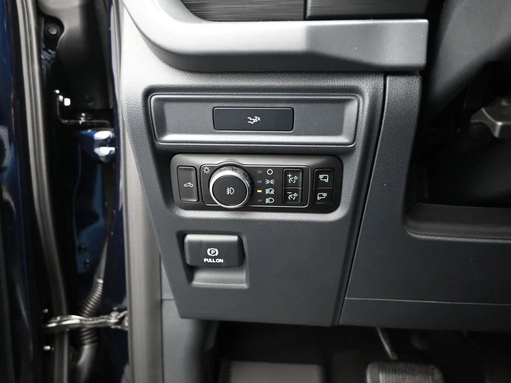 New 2026 Antimatter Blue Metallic Ford XLT image 12