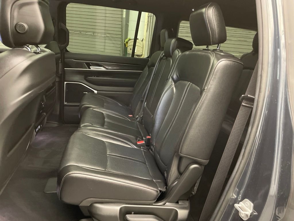 Certified Used 2022 River Rock Wagoneer Series I image 22