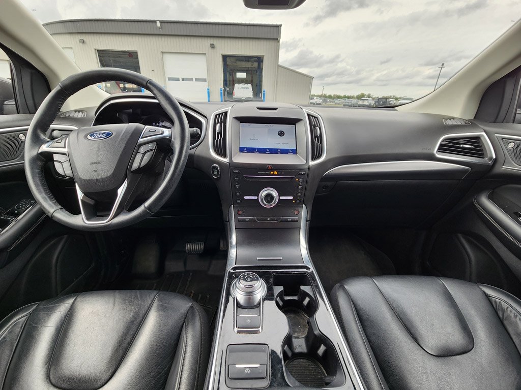 Used 2019 Magnetic Metallic Ford Titanium image 11