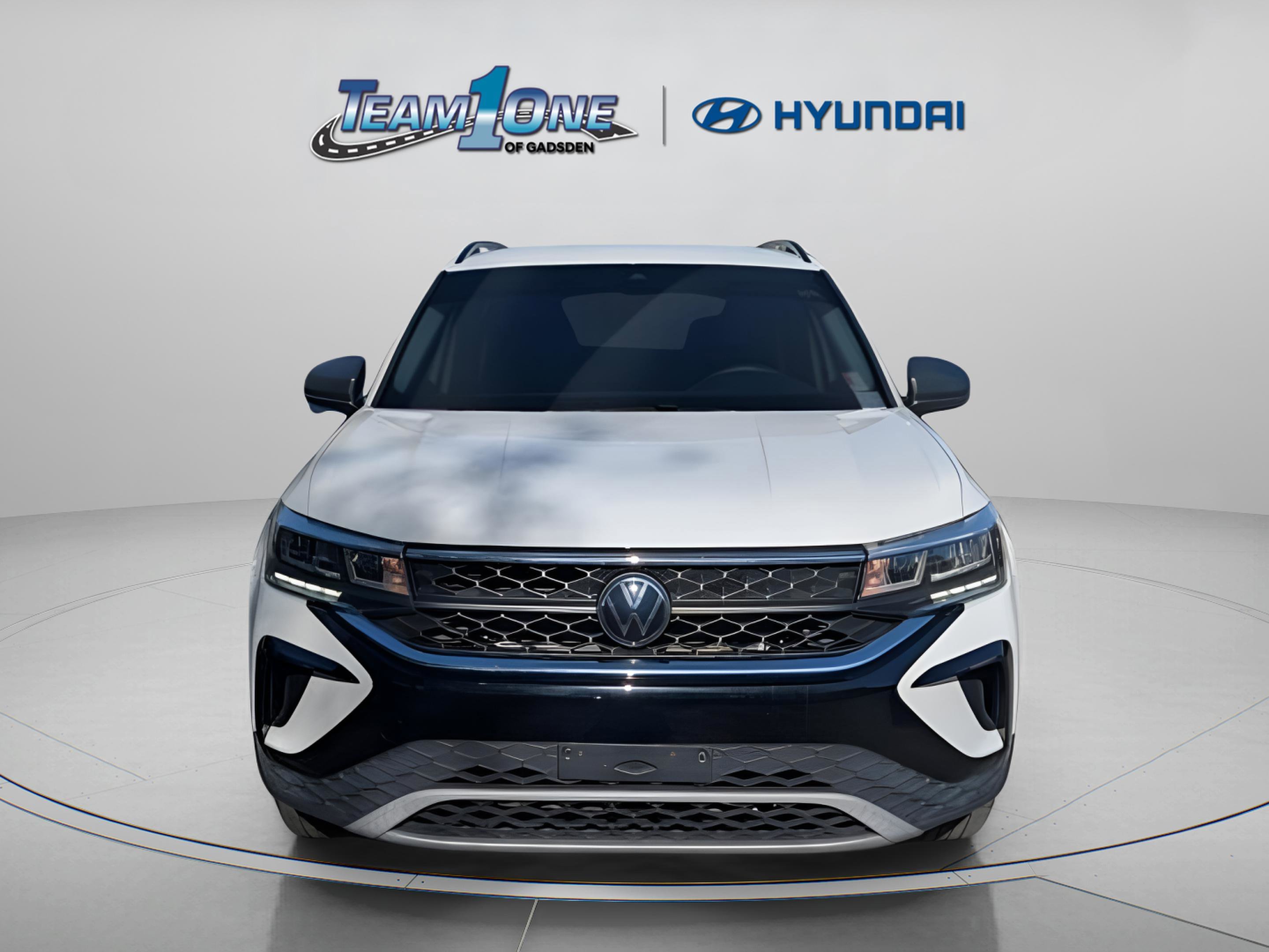 2024 Volkswagen Taos 1.5T S 4Motion's photo