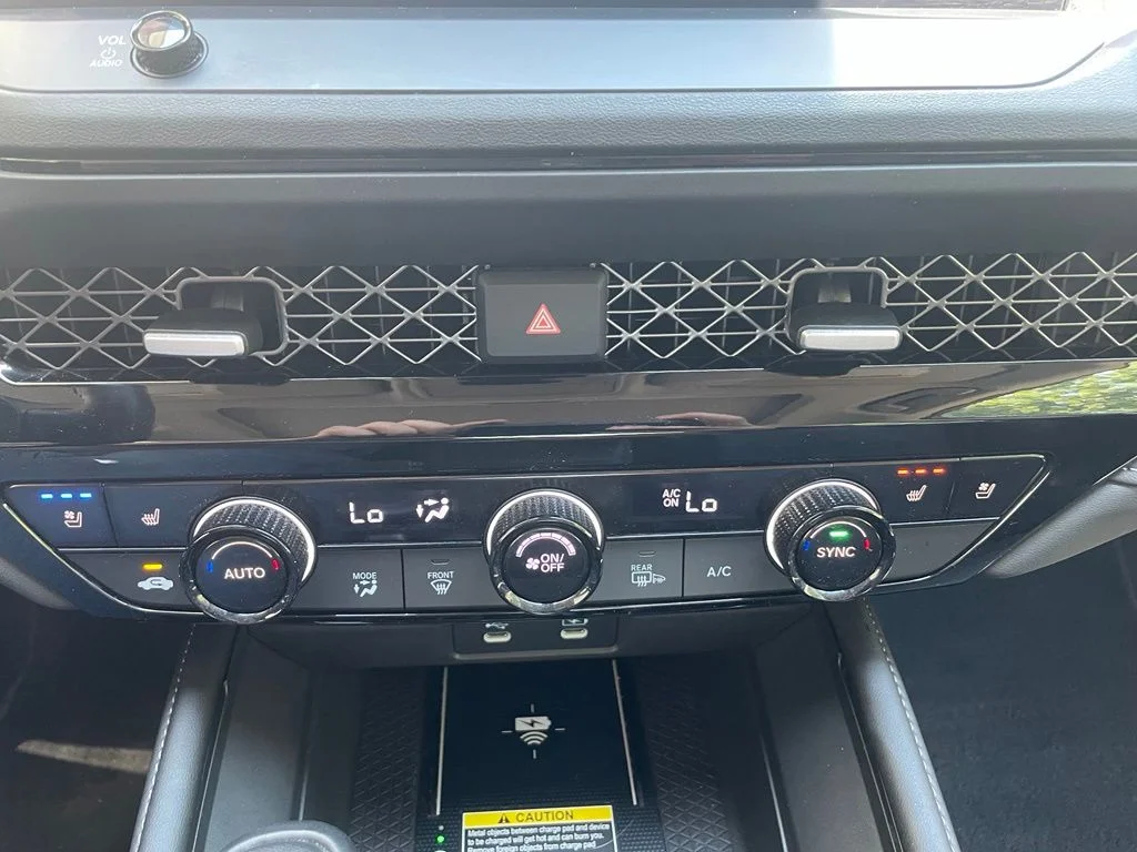 2023 Honda Accord Hybrid Touring - Photo 17