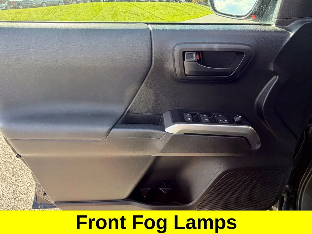 Used 2021 Black Toyota SR5 image 15