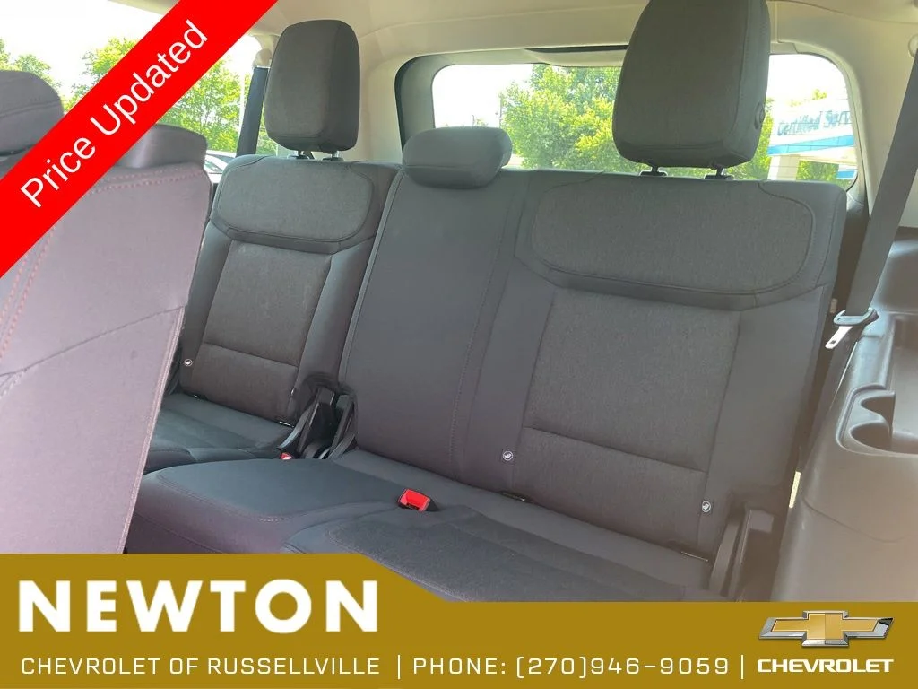 Used 2025 Black Ford Active image 40