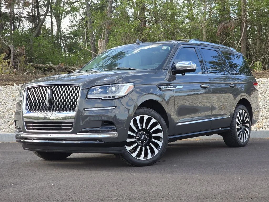 2023 Lincoln Navigator