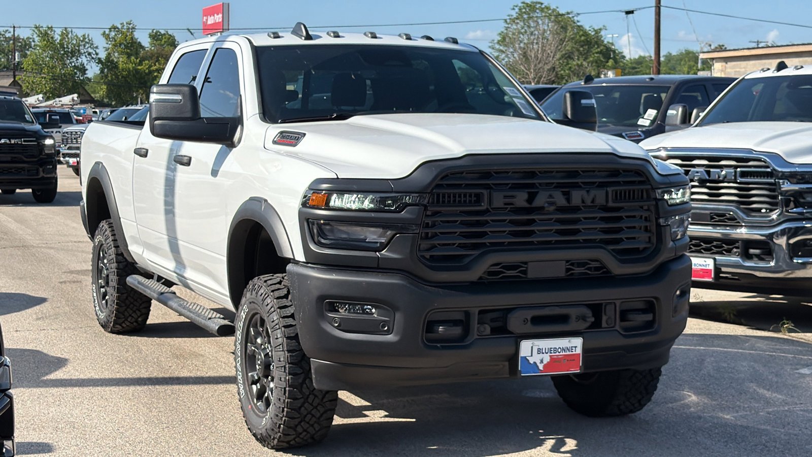 New 2026 Bright White Clear-Coat Exterior Paint RAM Tradesman image 3