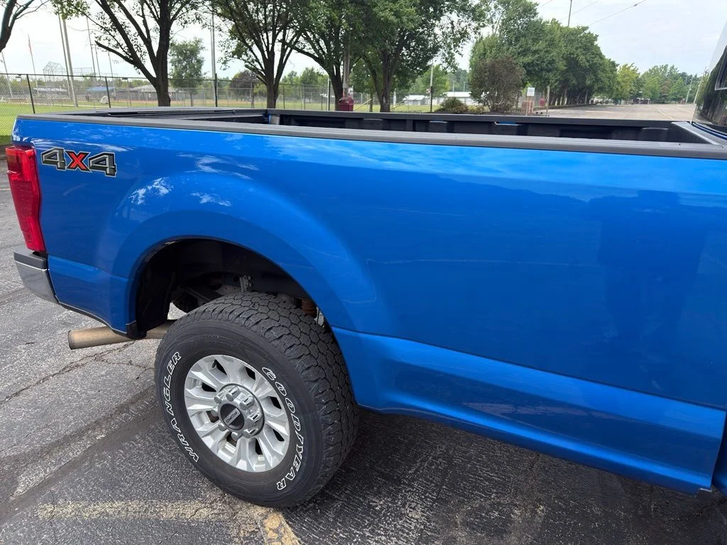 Used 2021 Blue Ford XL image 7