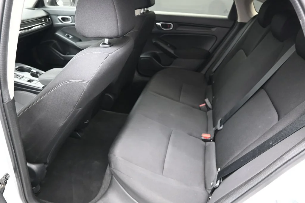 Used 2023 Platinum White Pearl Honda LX image 12