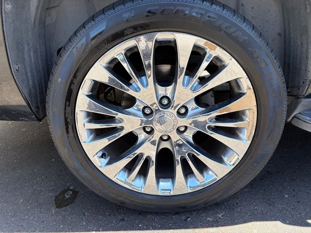 Used 2007 Black Cadillac Base image 5