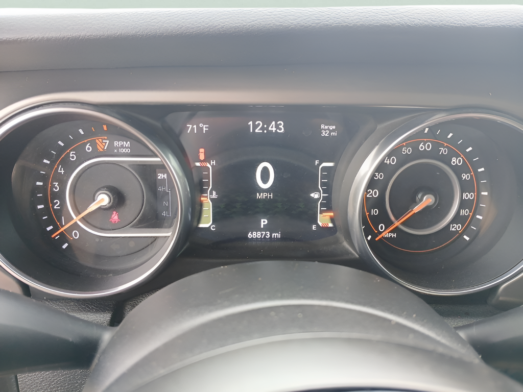 Used 2018 Yellow Jeep Unlimited Sport S image 26