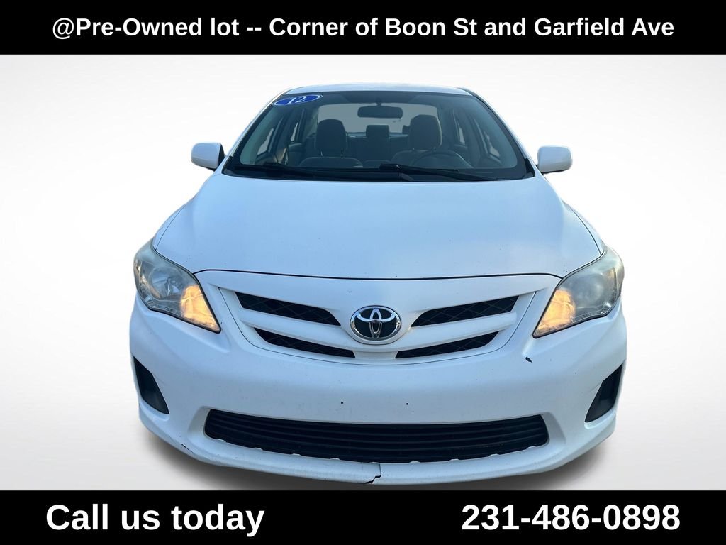 Used 2012 White Toyota LE image 8