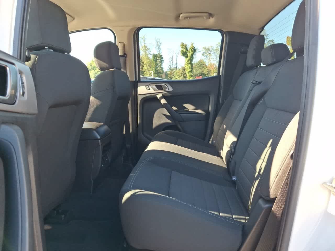 Used 2019 Oxford White Ford XLT image 23