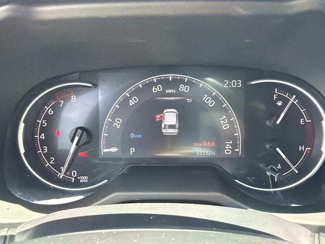 Certified Used 2025 Silver Toyota LE image 28