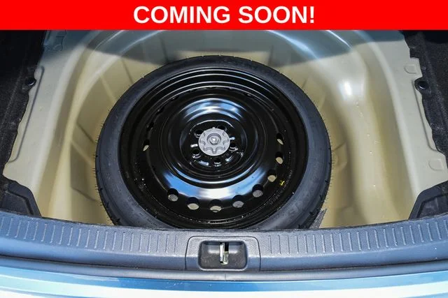 Used 2023  Toyota LE image 22