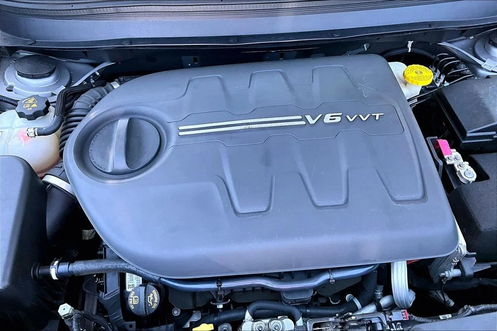 Certified Used 2017 Silver Jeep Sport image 31