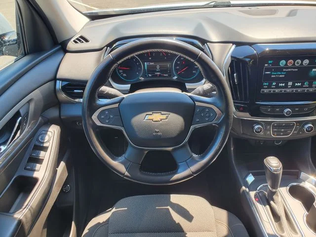 Used 2018 Silver Chevrolet LT image 14