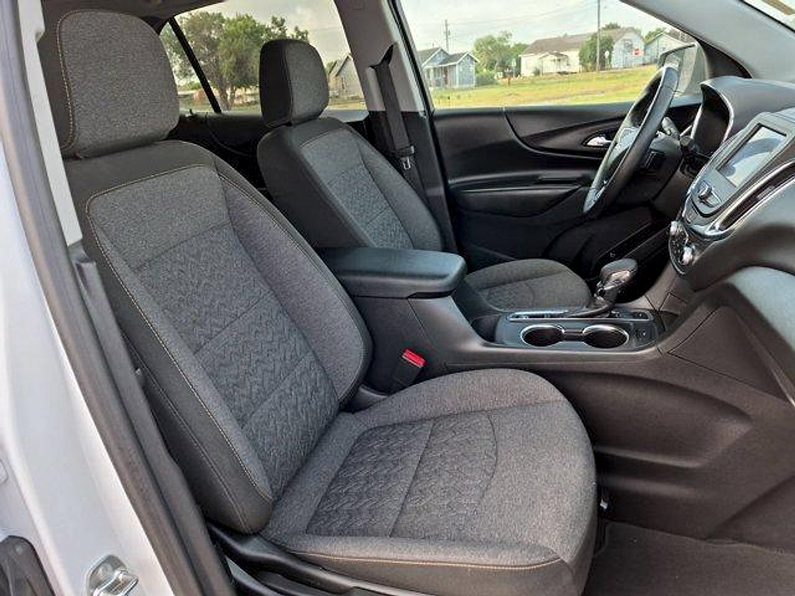 2024 Chevrolet Equinox LT - Photo 26