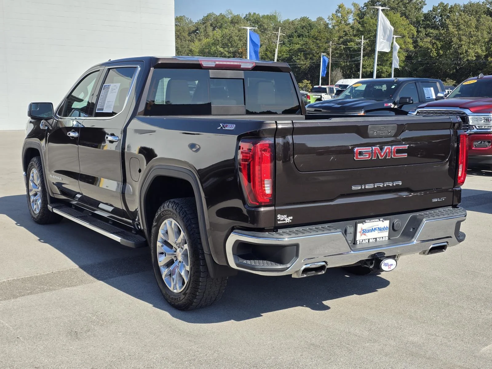 Used 2020 DEEP MAHOGANY METALLIC GMC SLT image 5