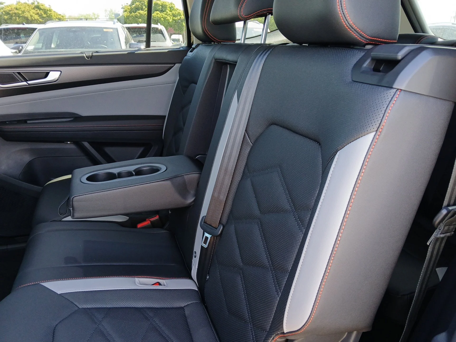 New 2026 Deep Black Pearl Volkswagen 2.0T Peak Edition image 22
