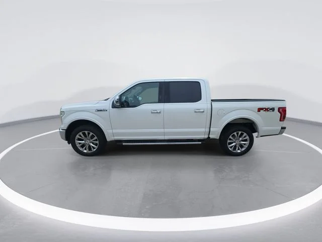 Used 2016 White Ford Lariat image 5
