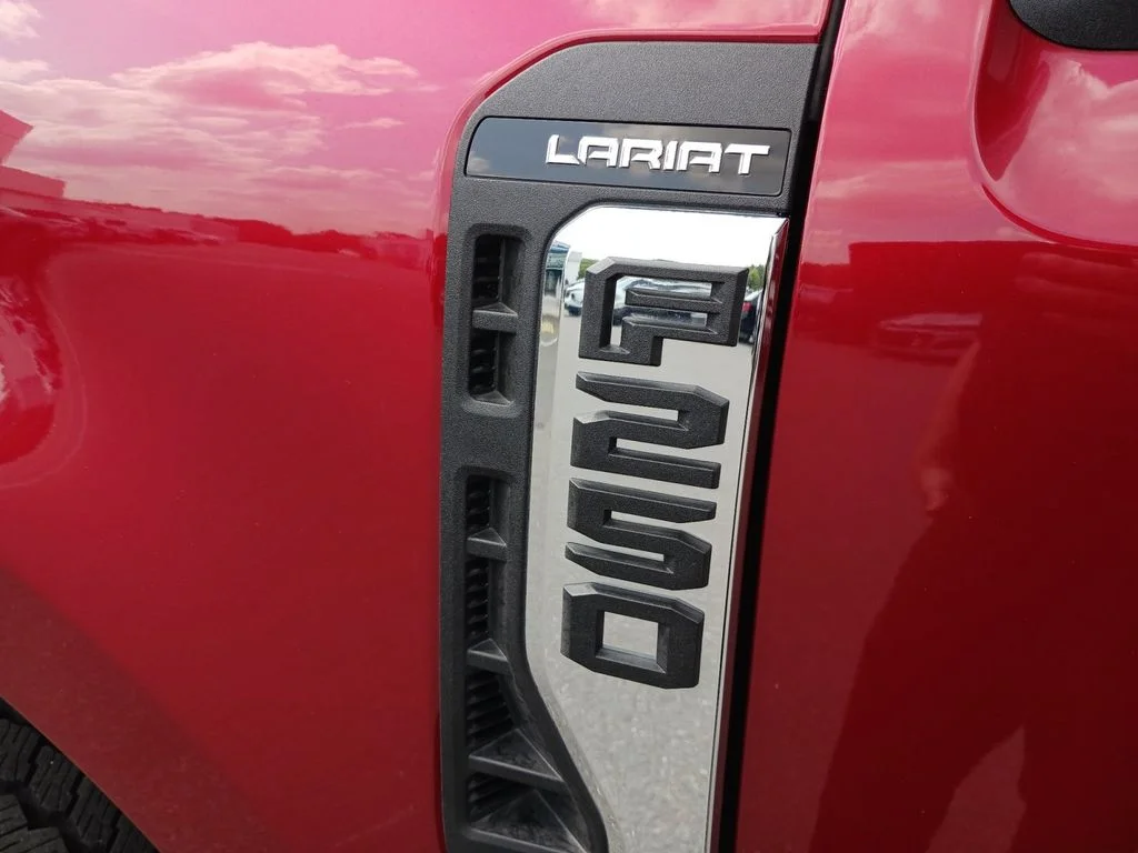Used 2026 Red Ford Lariat image 39