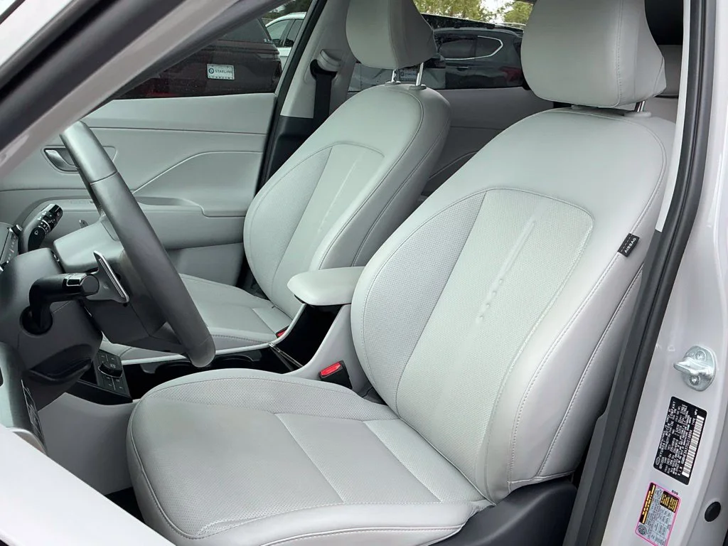 Used 2025 Gray Hyundai Limited image 27