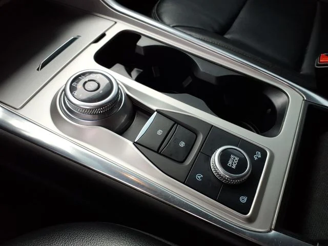 Used 2020 White Ford XLT image 30