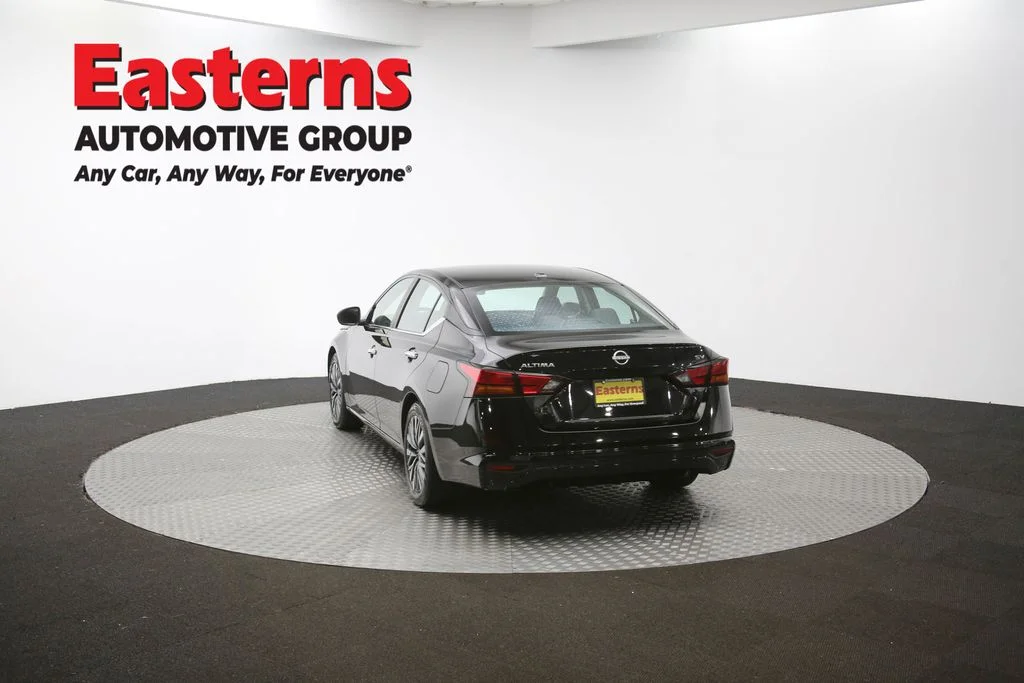 Used 2024 Black Nissan 2.5 SV image 64