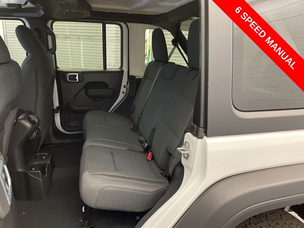 New 2026 Bright White Clear-Coat Exterior Paint Jeep Sport S image 16