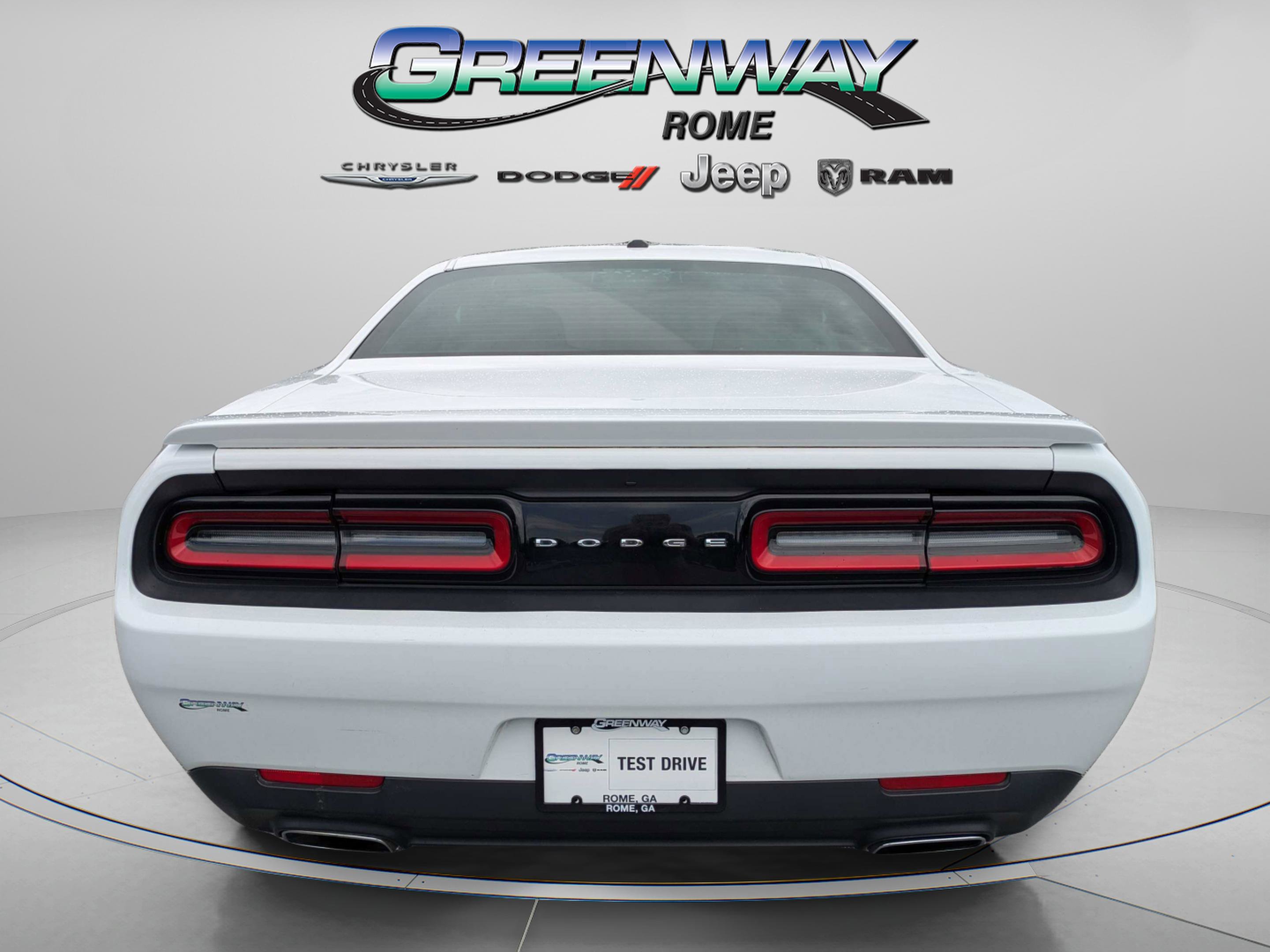 Used 2015 Bright White Clearcoat Dodge SXT image 7