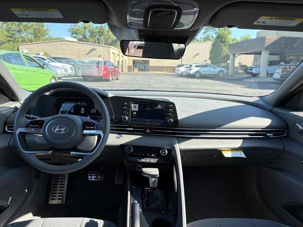 New 2026 Amazon Gray Pearl (a5g) Hyundai SEL Sport image 34